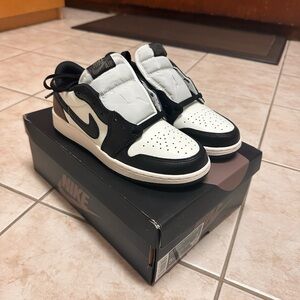 AIR JORDAN MOCHA LOW GS